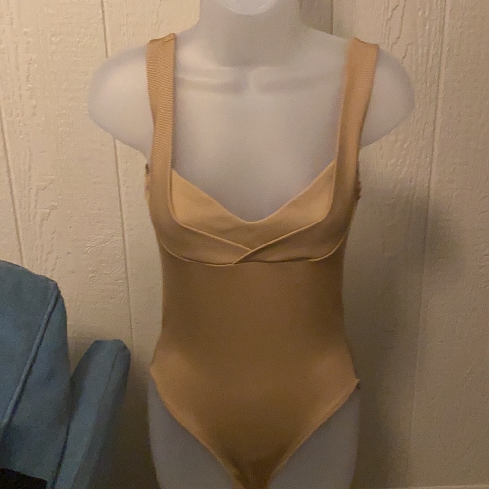Bodysuit - Picture 5 of 6